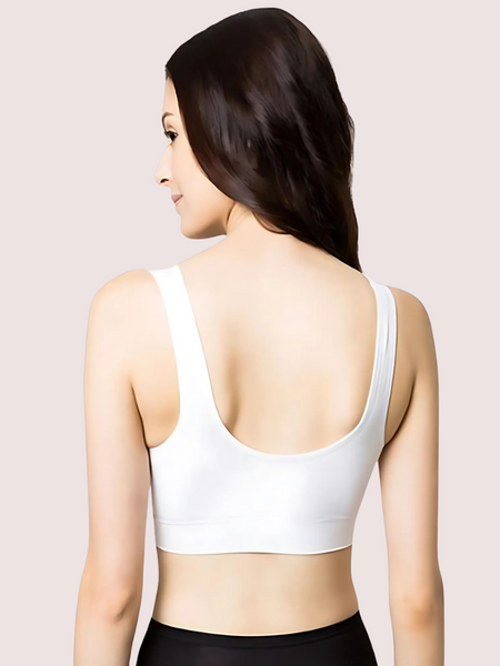 Fashionable Cutout Sports Bra for Young Athletes
