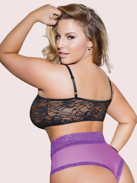 Plus Size Lace Bralette – Elegant & Supportive