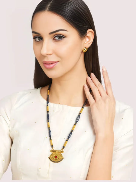 Elegant Traditional Mangalsutra with Black Beads & Pendant